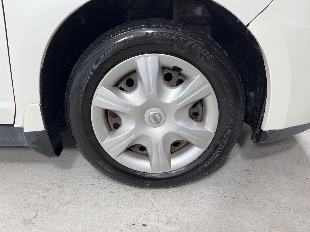 Photo '9' of Nissan Tiida Photo '9' of Nissan Tiida