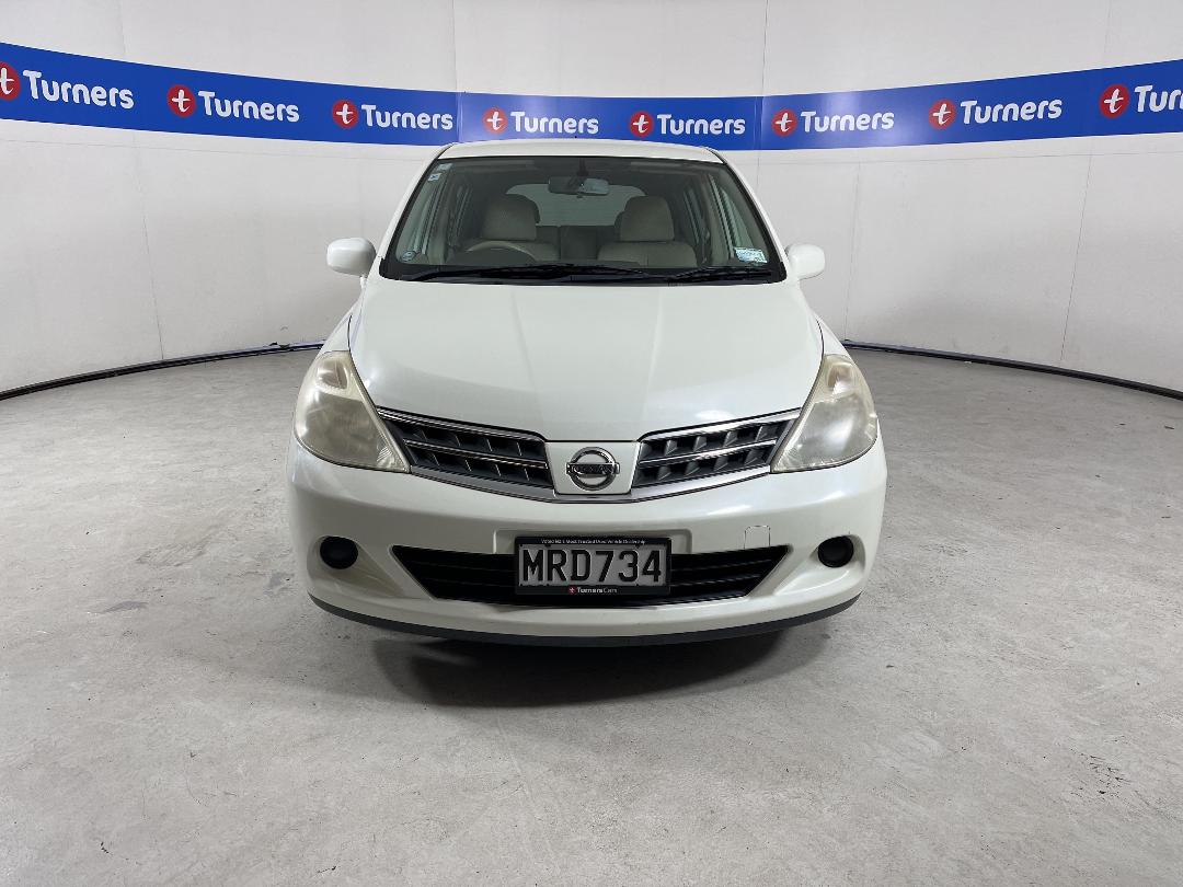 Photo '2' of Nissan Tiida Photo '2' of Nissan Tiida