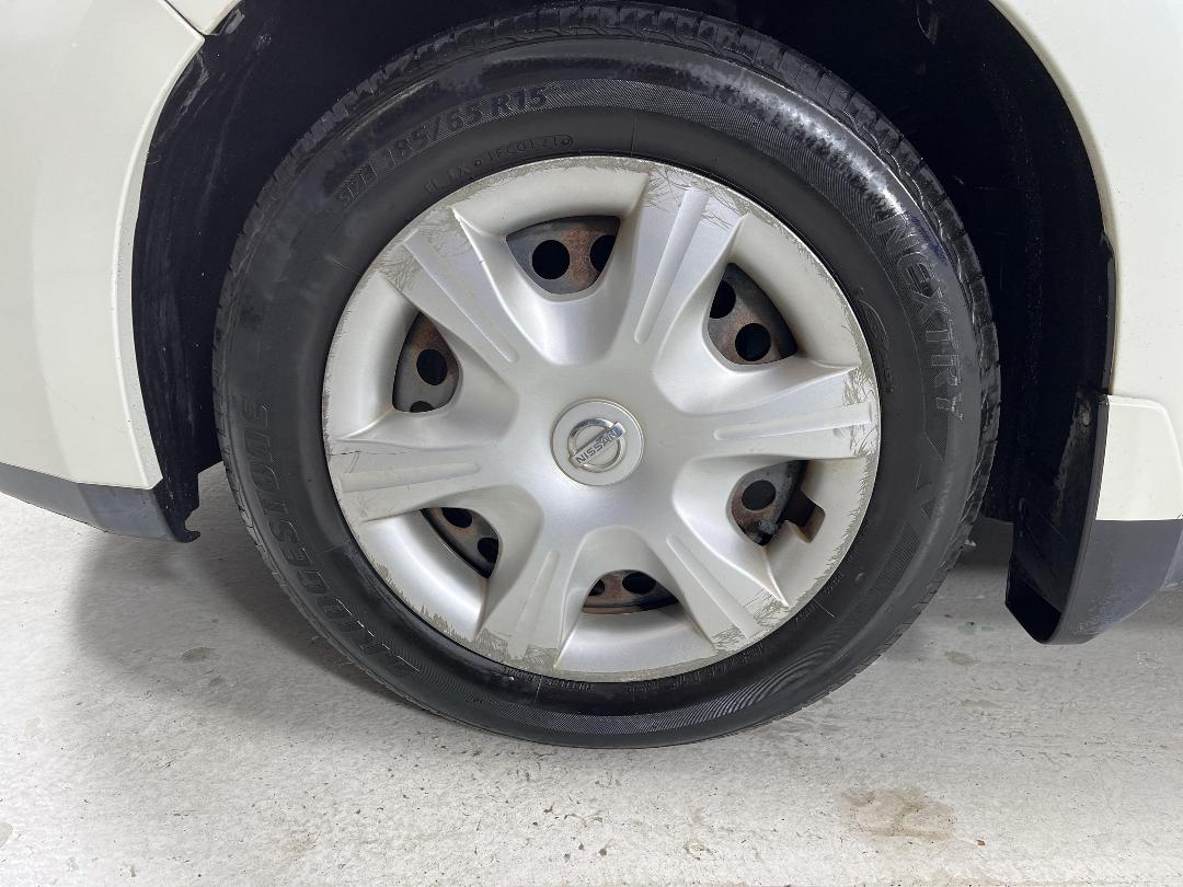 Photo '10' of Nissan Tiida Photo '10' of Nissan Tiida