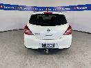 Thumbnail '6' of Nissan Tiida