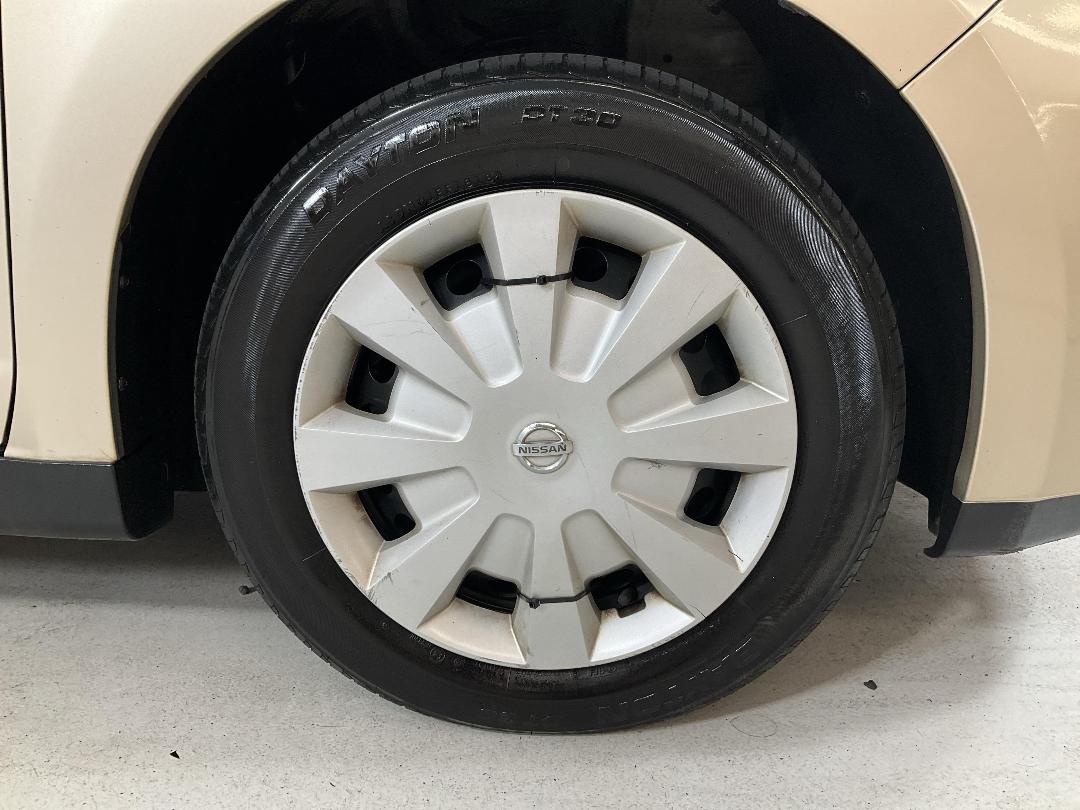 Photo '9' of Nissan Tiida