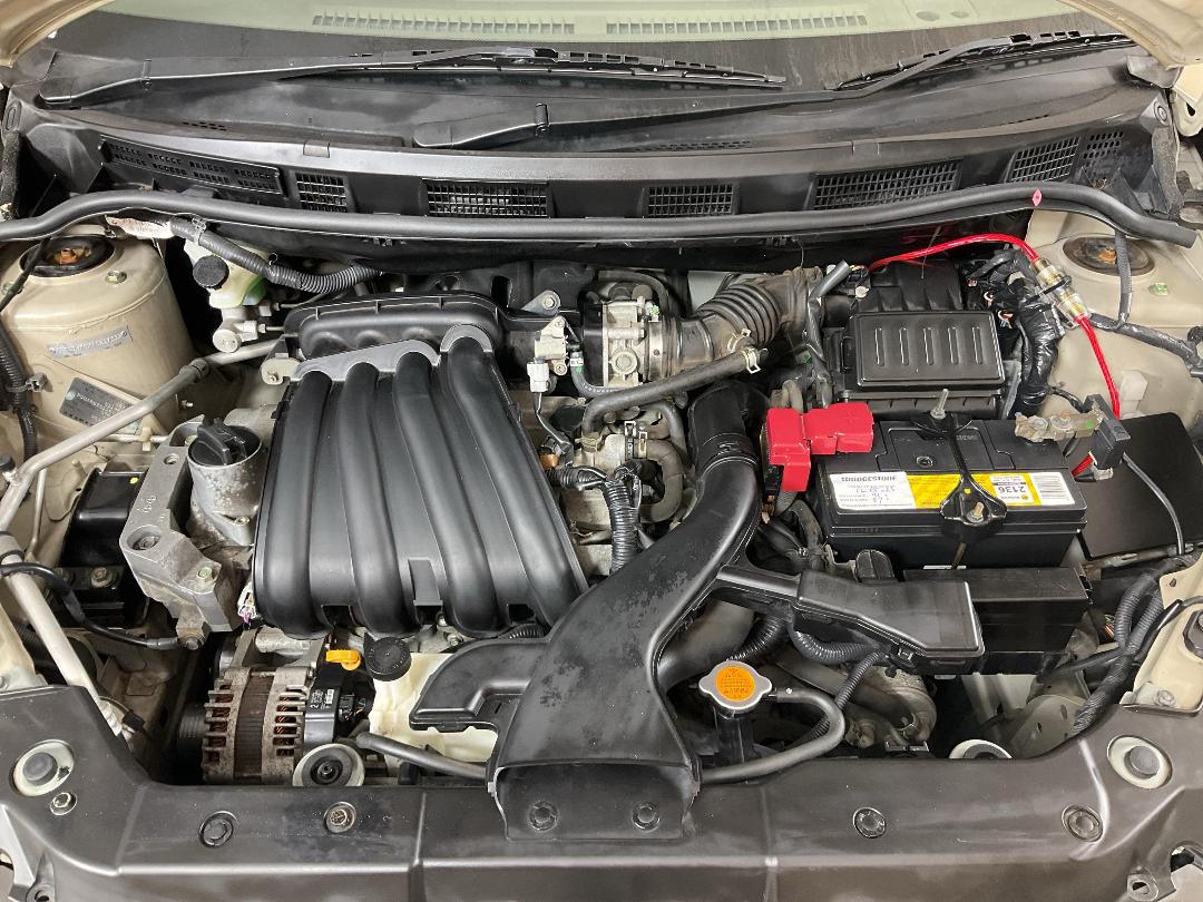 Photo '13' of Nissan Tiida