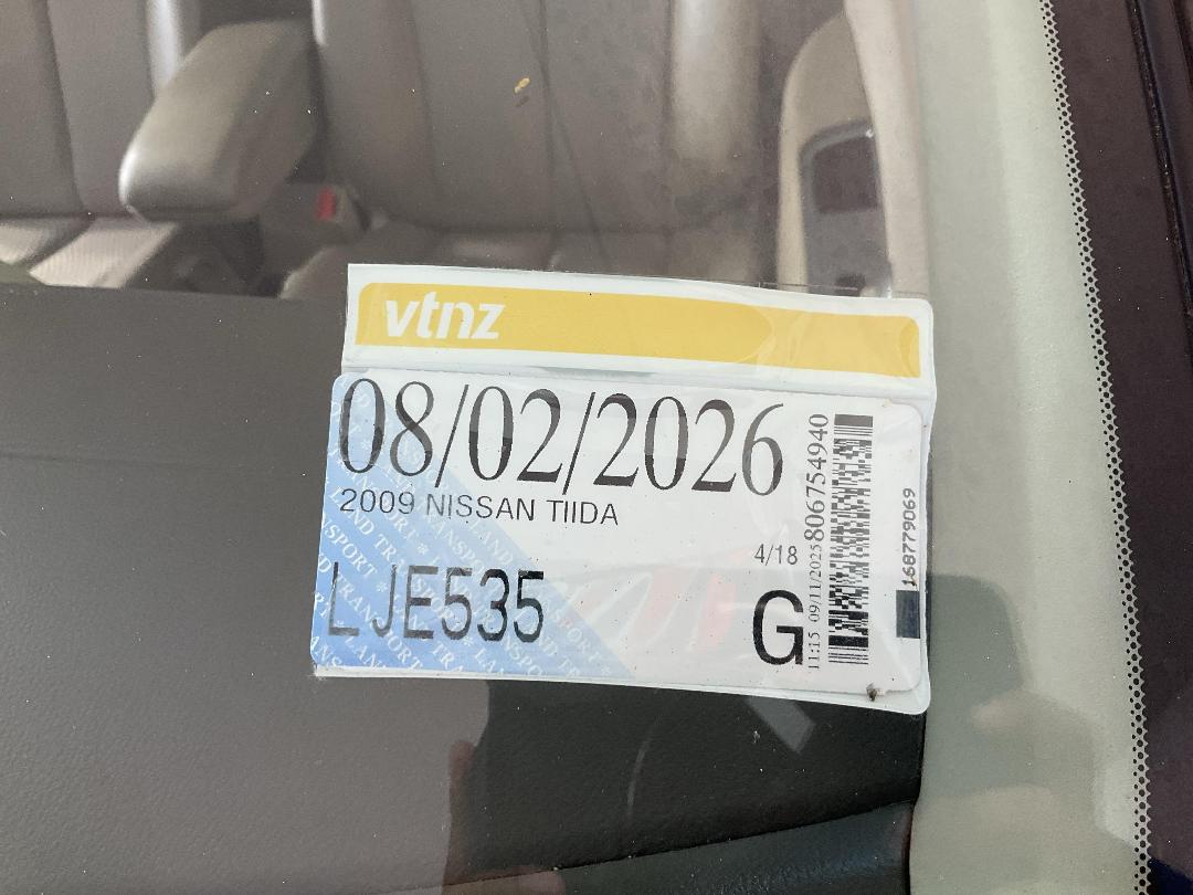 Photo '25' of Nissan Tiida