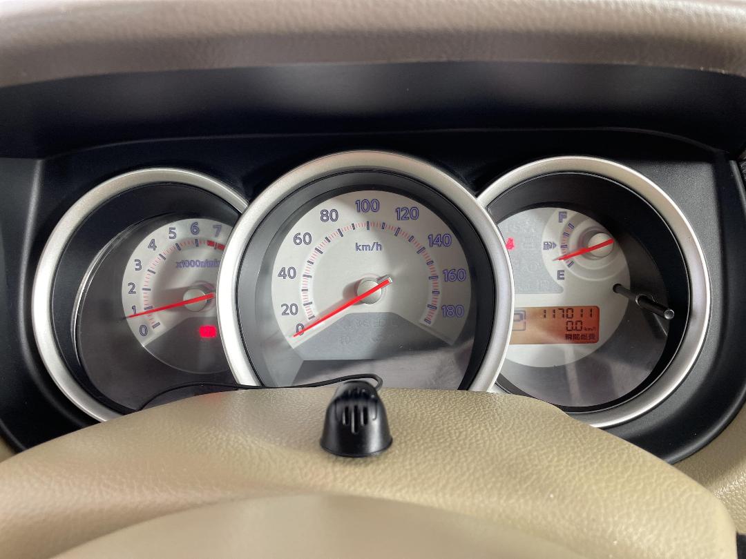 Photo '21' of Nissan Tiida Photo '21' of Nissan Tiida