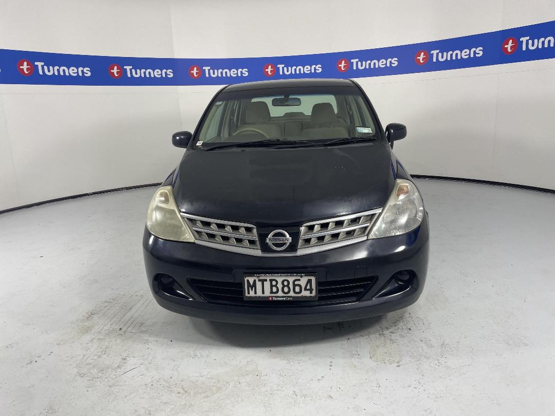 Photo '2' of Nissan Tiida Photo '2' of Nissan Tiida