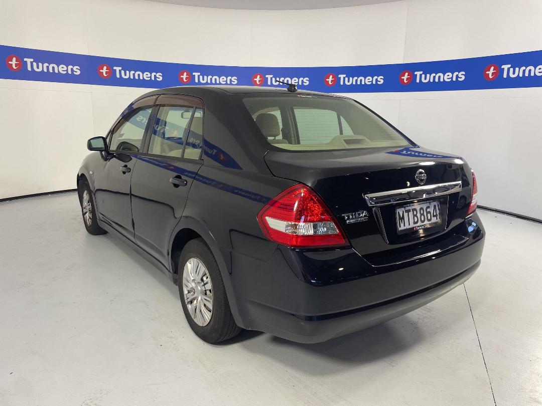 Photo '5' of Nissan Tiida Photo '5' of Nissan Tiida