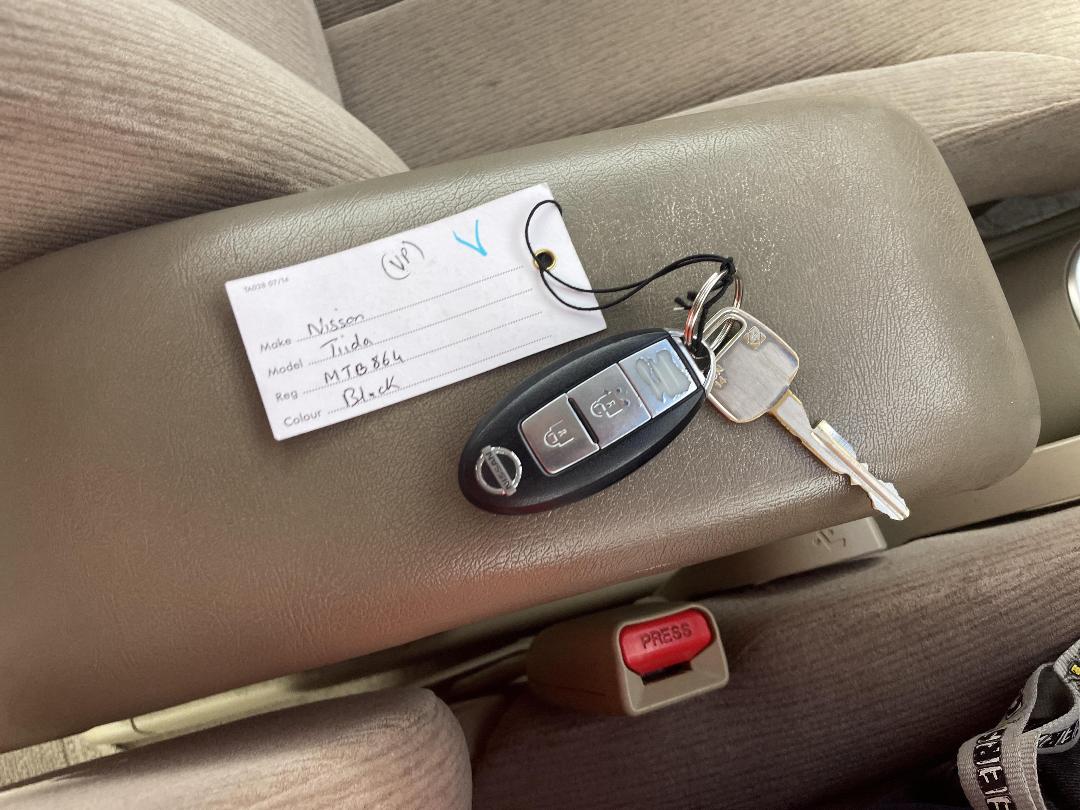 Photo '22' of Nissan Tiida Photo '22' of Nissan Tiida