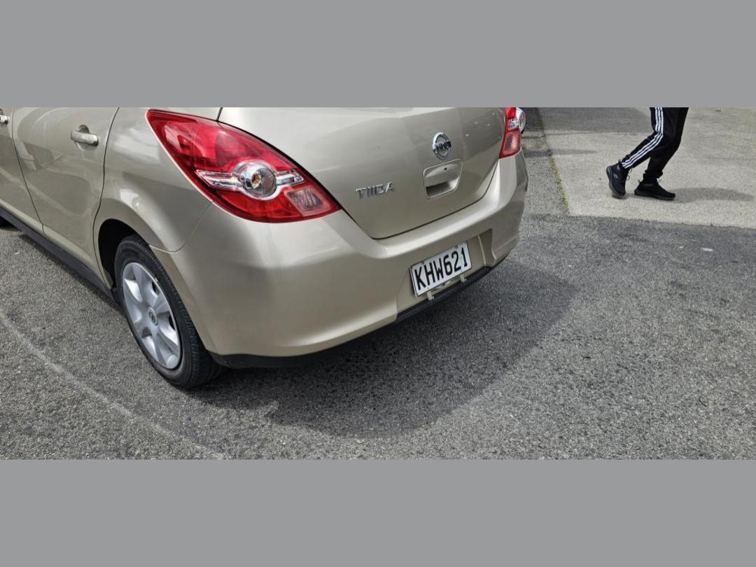 Photo '4' of Nissan Tiida Photo '4' of Nissan Tiida