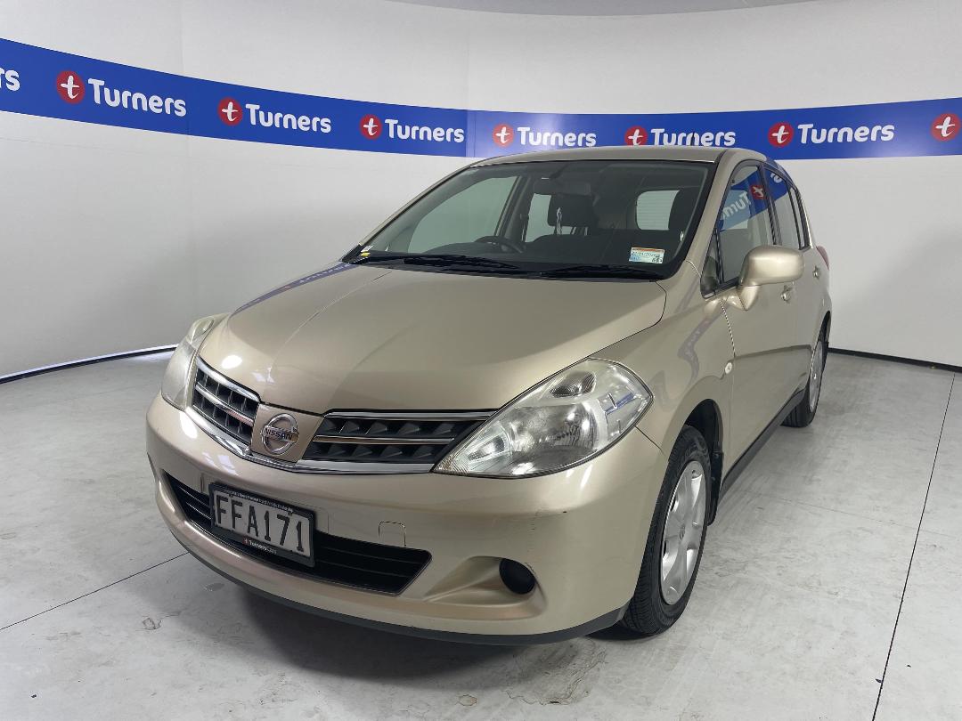 Photo '4' of Nissan Tiida Photo '4' of Nissan Tiida