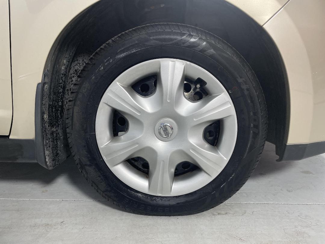 Photo '9' of Nissan Tiida Photo '9' of Nissan Tiida