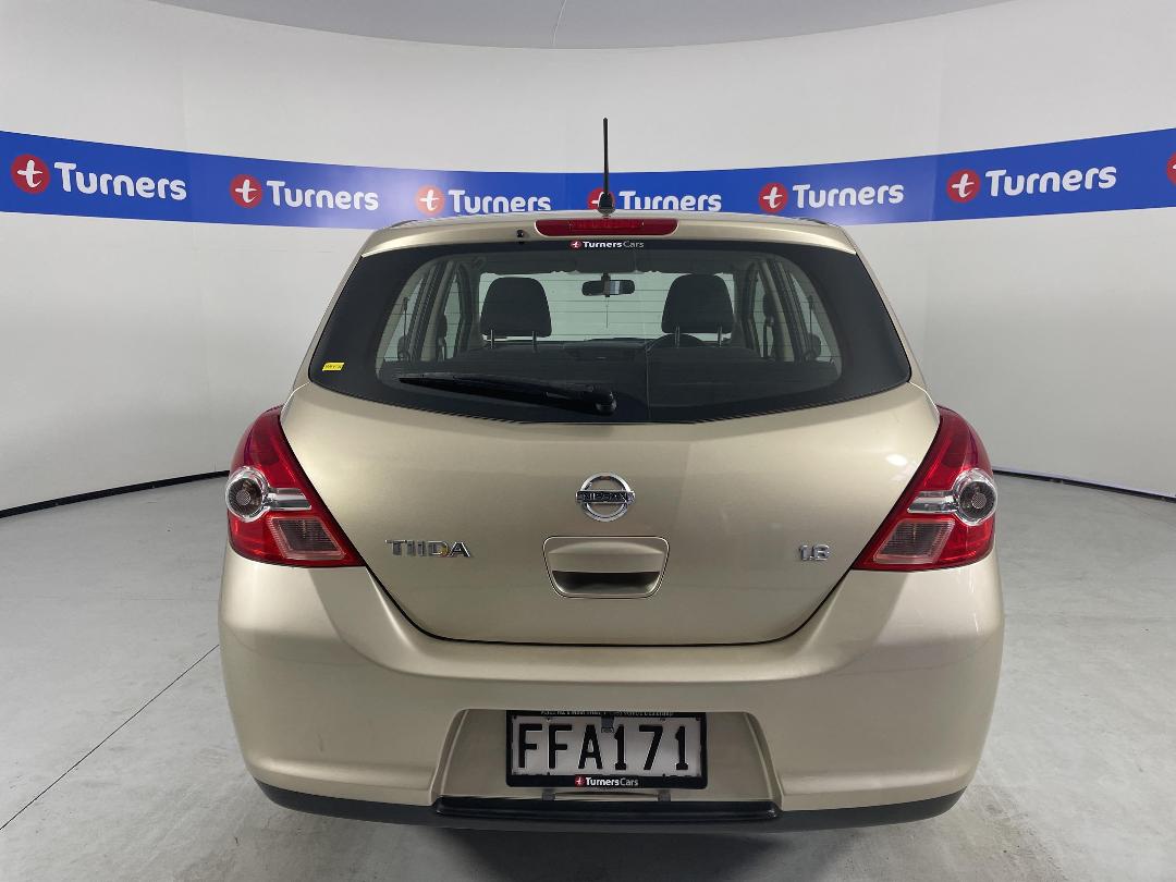 Photo '6' of Nissan Tiida Photo '6' of Nissan Tiida