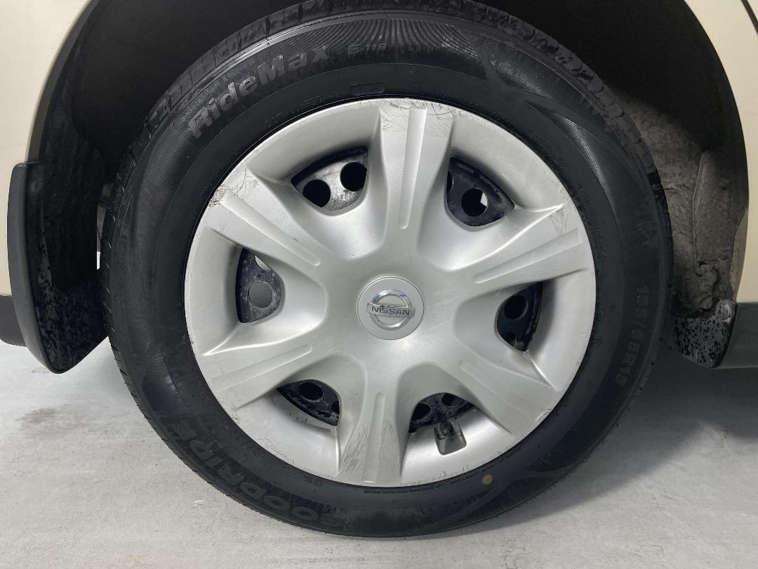 Photo '12' of Nissan Tiida Photo '12' of Nissan Tiida