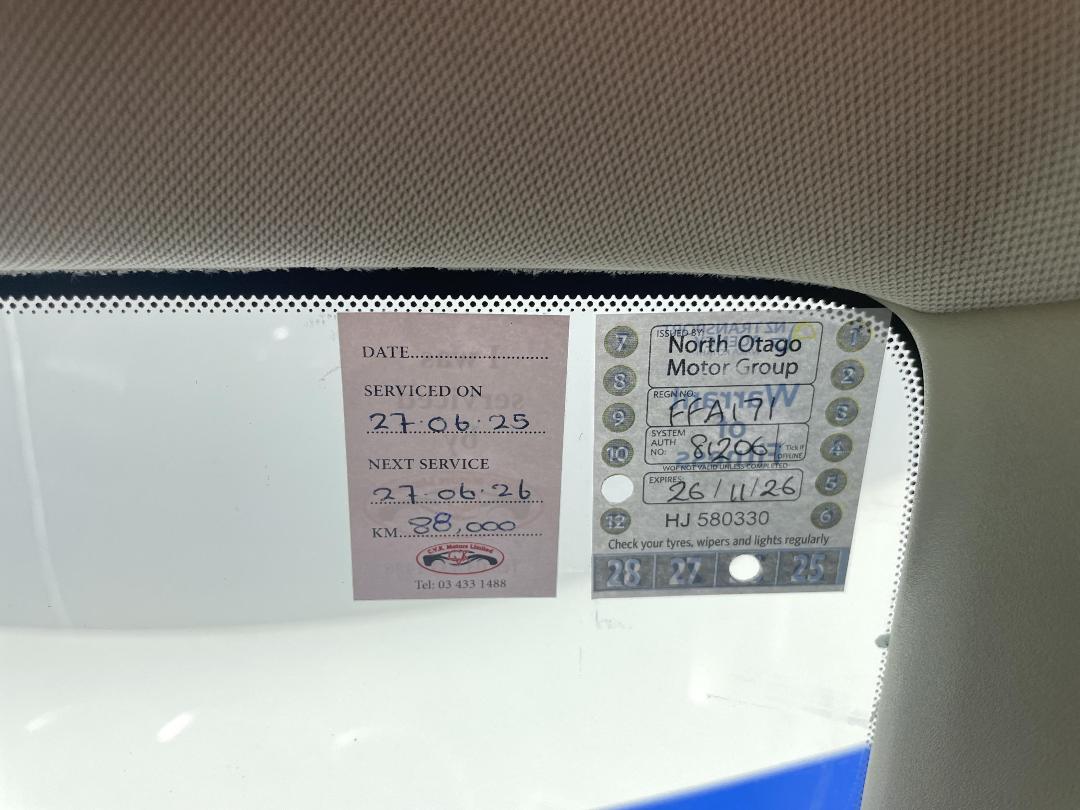 Photo '23' of Nissan Tiida Photo '23' of Nissan Tiida