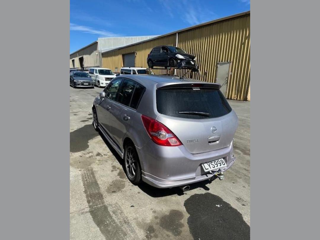 Photo '3' of Nissan Tiida Photo '3' of Nissan Tiida