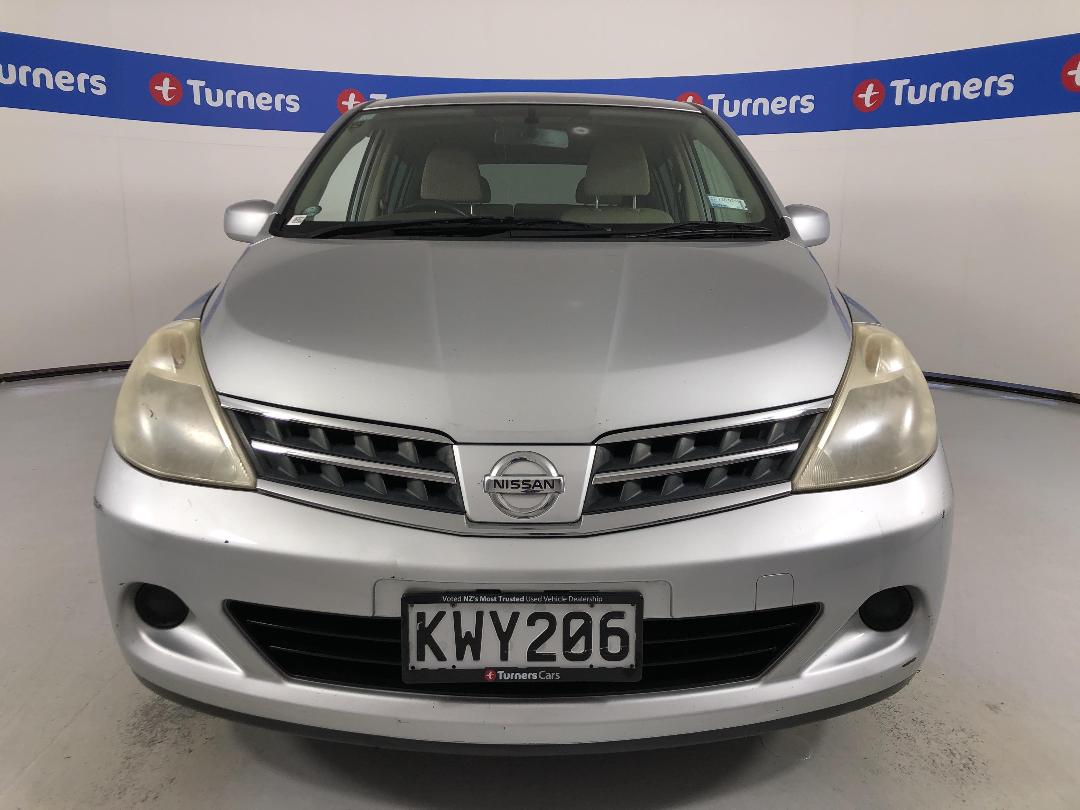 Photo '2' of Nissan Tiida Photo '2' of Nissan Tiida