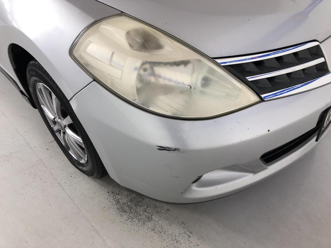 Photo '24' of Nissan Tiida Photo '24' of Nissan Tiida