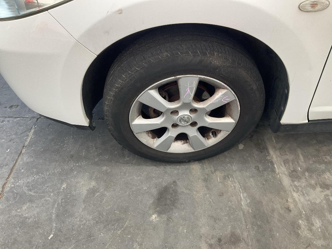 Photo '6' of Nissan Tiida Latio 1500 Photo '6' of Nissan Tiida Latio 1500