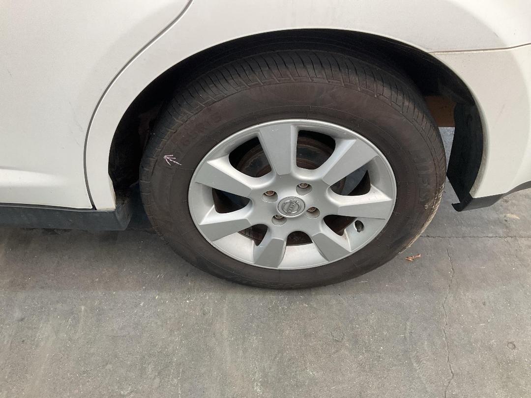 Photo '9' of Nissan Tiida Latio 1500 Photo '9' of Nissan Tiida Latio 1500