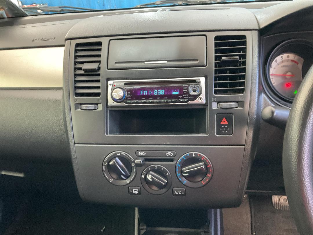 Photo '20' of Nissan Tiida Latio 1500 Photo '20' of Nissan Tiida Latio 1500