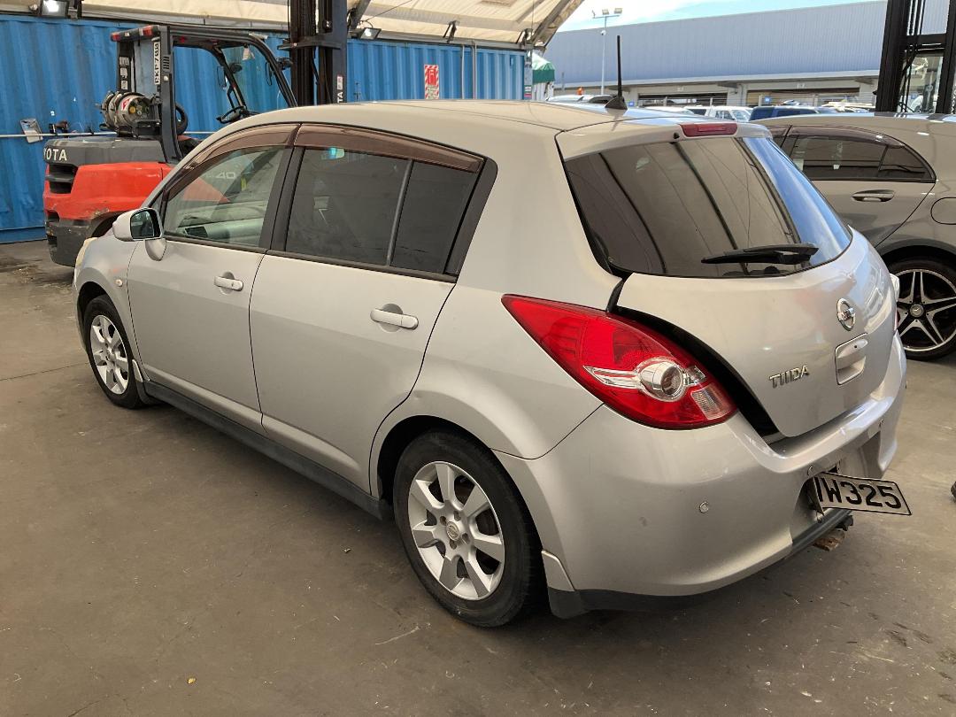 Photo '11' of Nissan Tiida 1500 Photo '11' of Nissan Tiida 1500