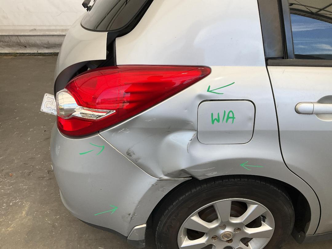 Photo '15' of Nissan Tiida 1500 Photo '15' of Nissan Tiida 1500