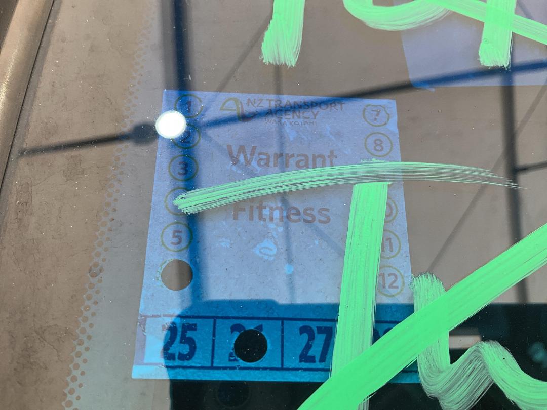 Photo '26' of Nissan Tiida 1500 Photo '26' of Nissan Tiida 1500