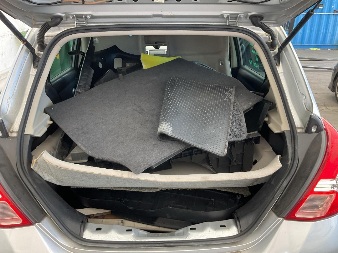 Photo '30' of Nissan Tiida 1500 Photo '30' of Nissan Tiida 1500