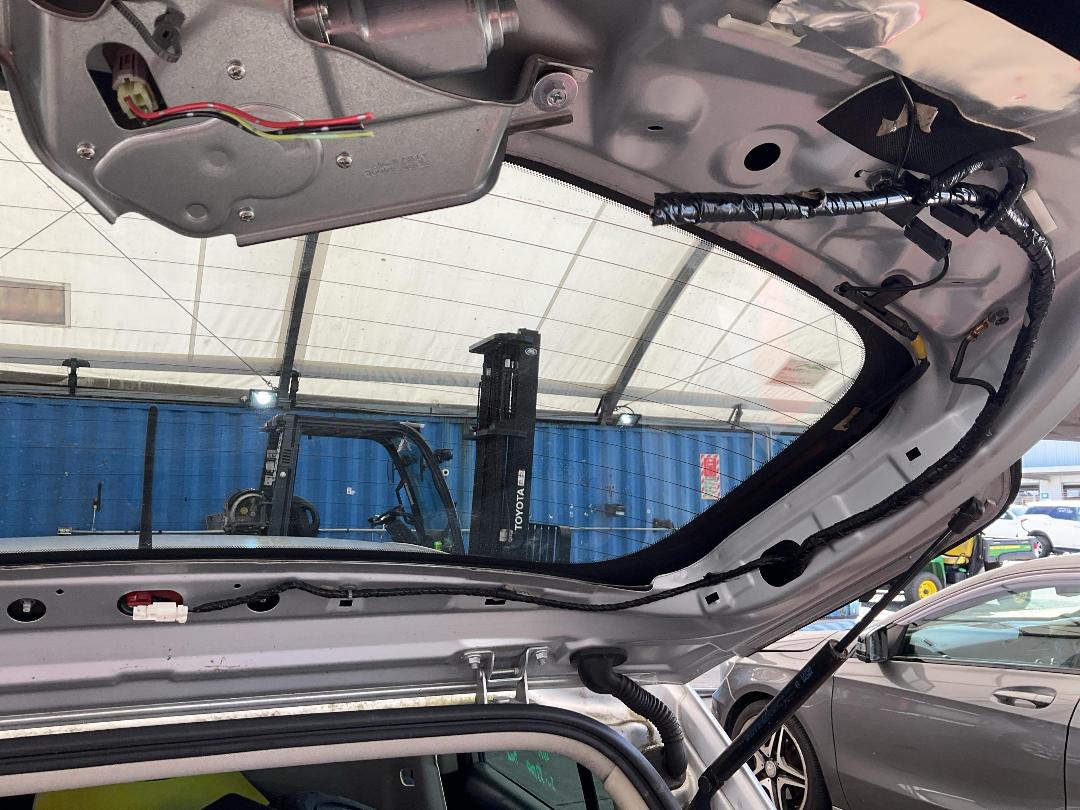 Photo '33' of Nissan Tiida 1500 Photo '33' of Nissan Tiida 1500