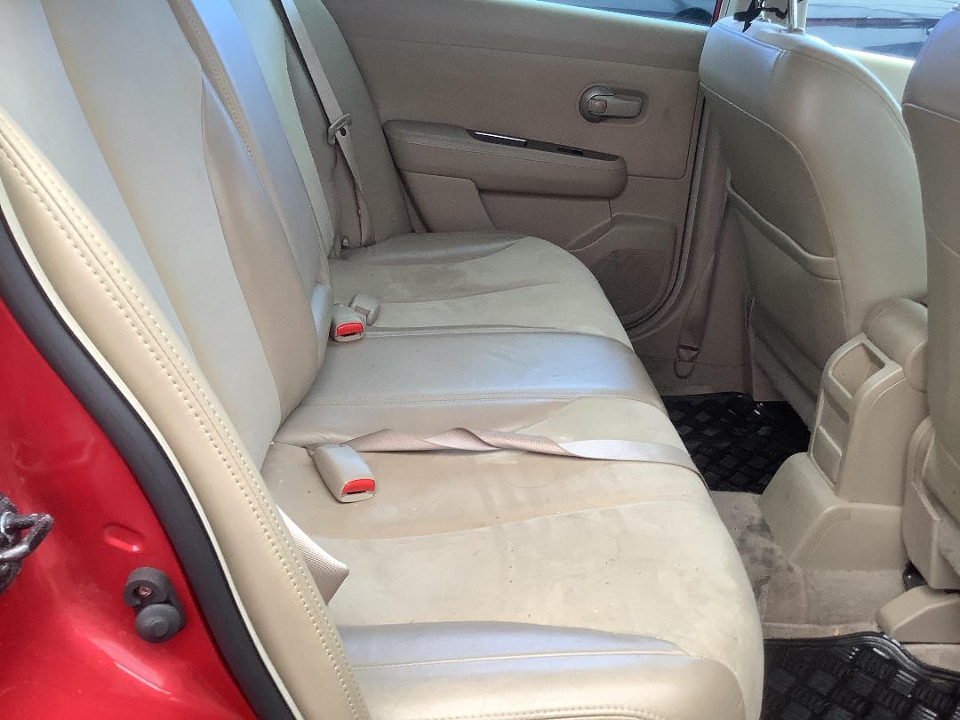 Photo '7' of Nissan Tiida Photo '7' of Nissan Tiida