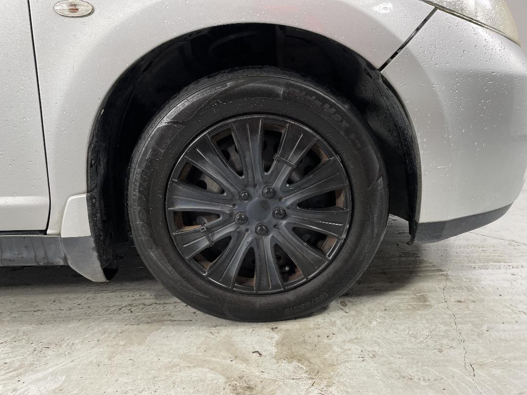 Photo '9' of Nissan Tiida Photo '9' of Nissan Tiida