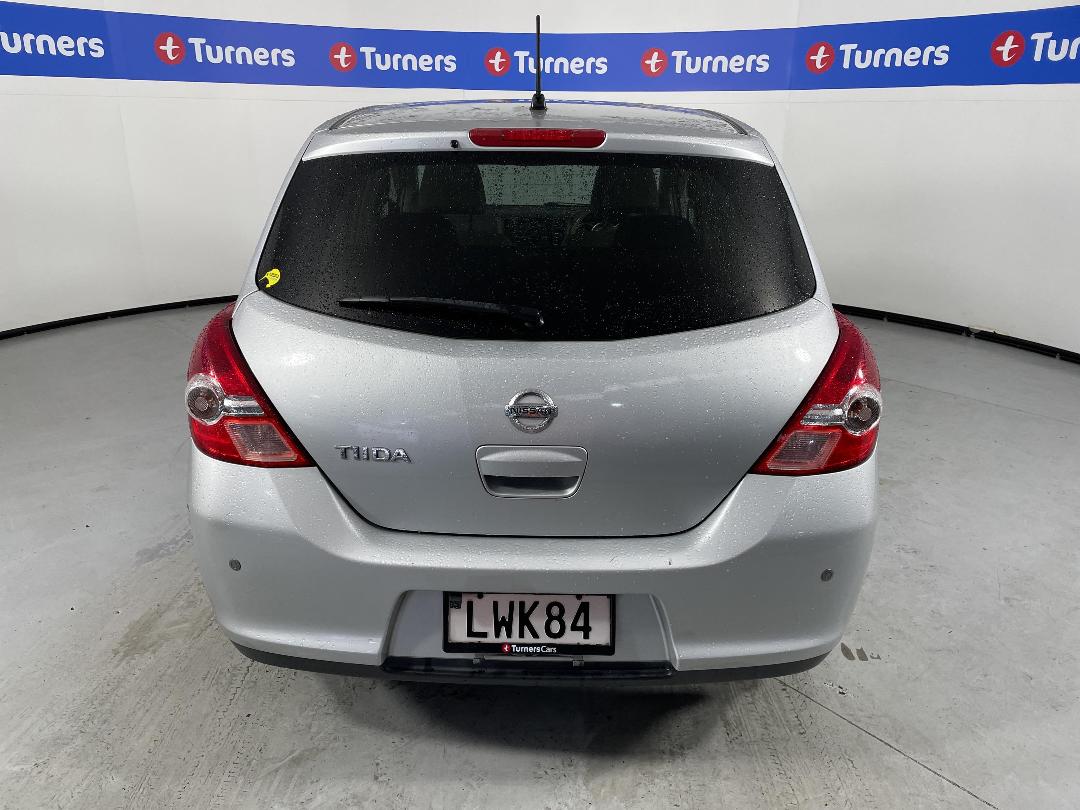 Photo '6' of Nissan Tiida Photo '6' of Nissan Tiida