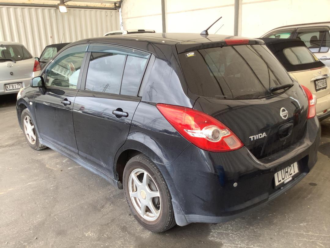 Photo '5' of Nissan Tiida