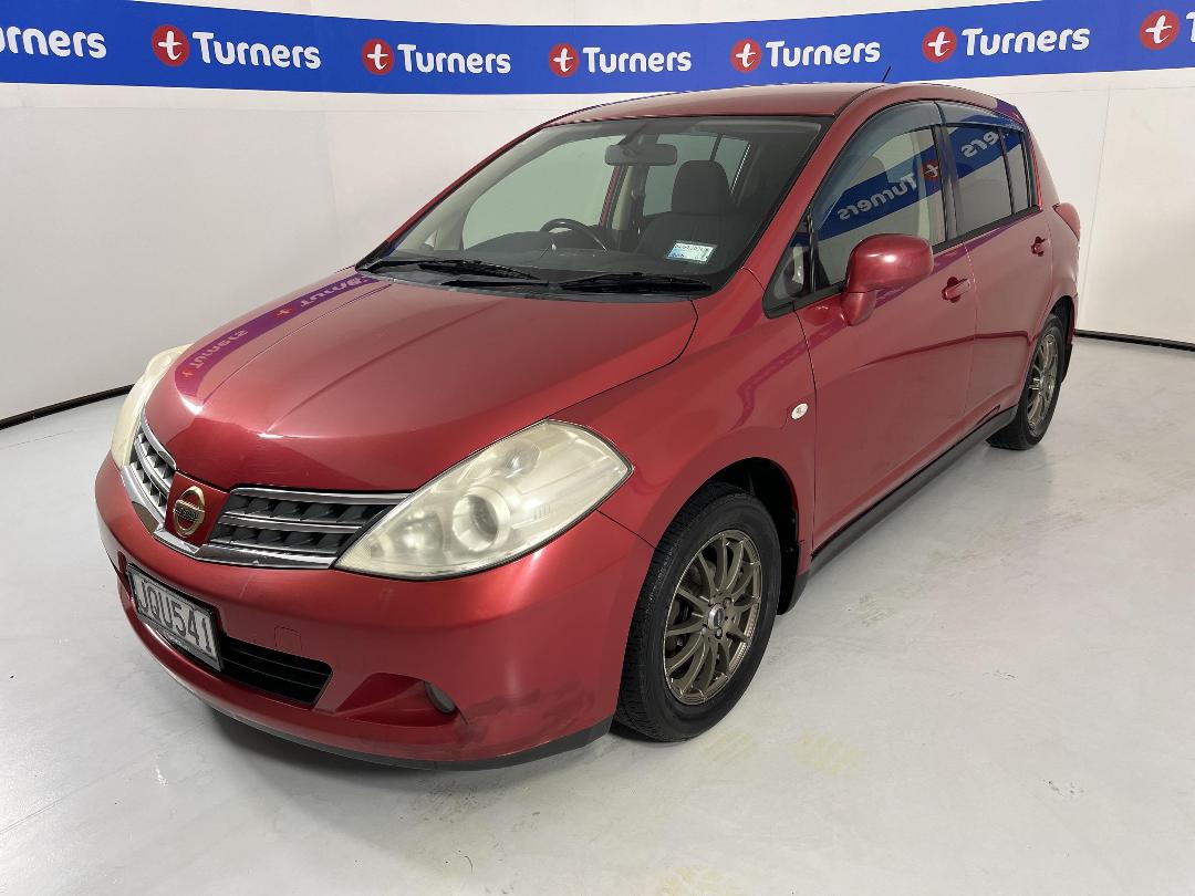 Photo '4' of Nissan Tiida Photo '4' of Nissan Tiida