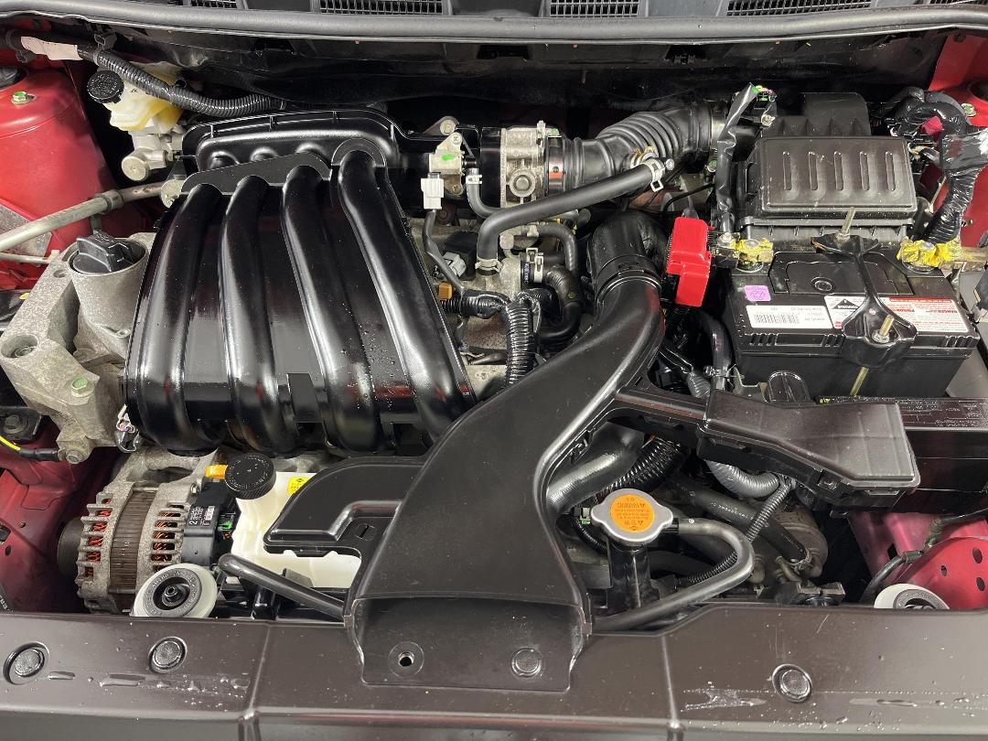 Photo '13' of Nissan Tiida Photo '13' of Nissan Tiida