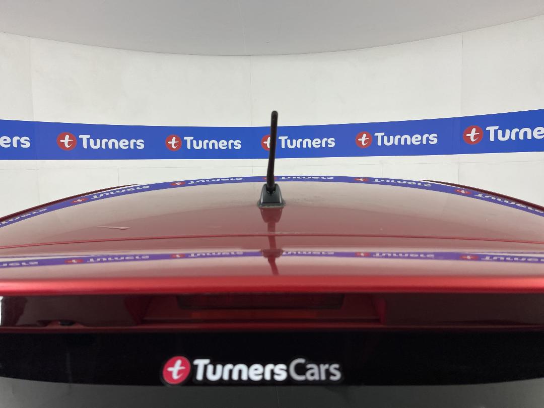 Photo '25' of Nissan Tiida Photo '25' of Nissan Tiida