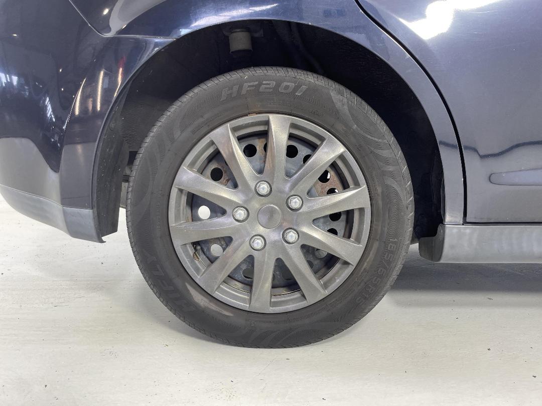 Photo '8' of Nissan Tiida Photo '8' of Nissan Tiida