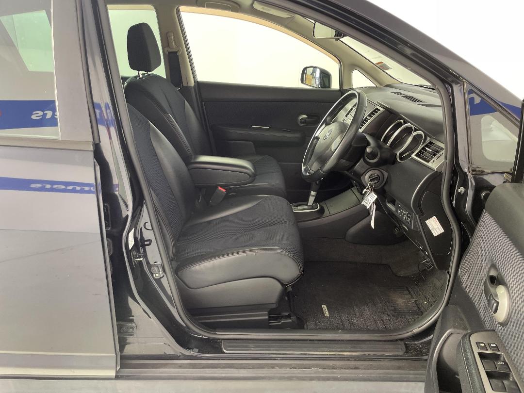 Photo '14' of Nissan Tiida Photo '14' of Nissan Tiida