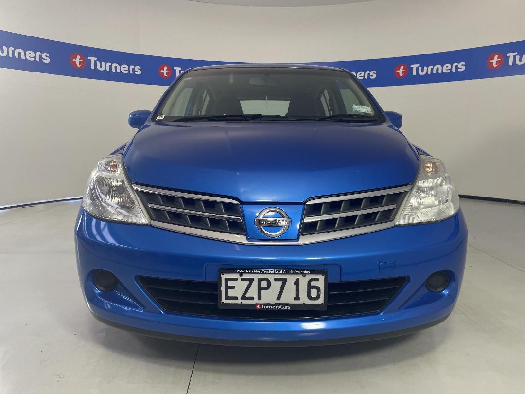 Photo '2' of Nissan Tiida