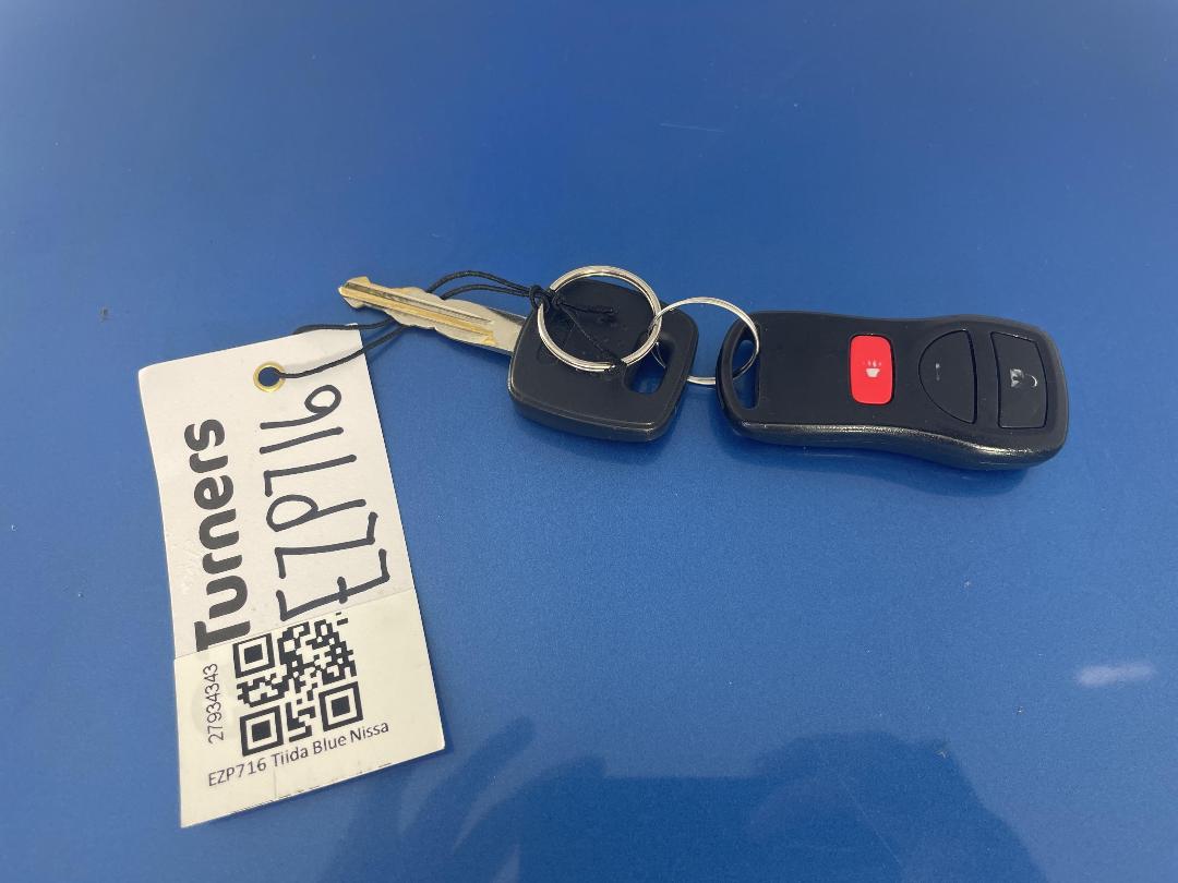 Photo '22' of Nissan Tiida