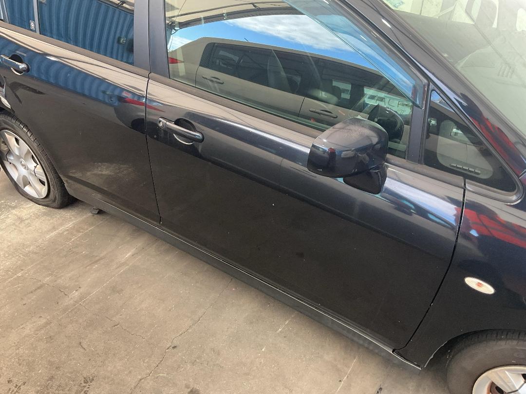 Photo '3' of Nissan Tiida