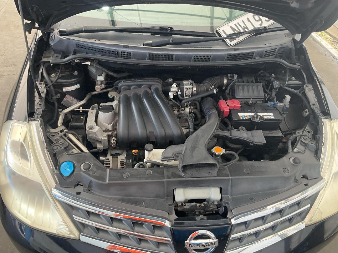 Photo '15' of Nissan Tiida