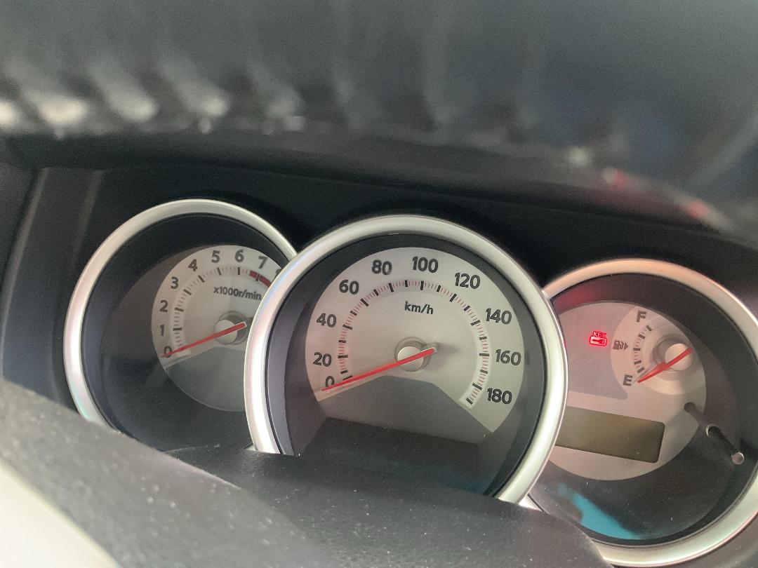 Photo '17' of Nissan Tiida