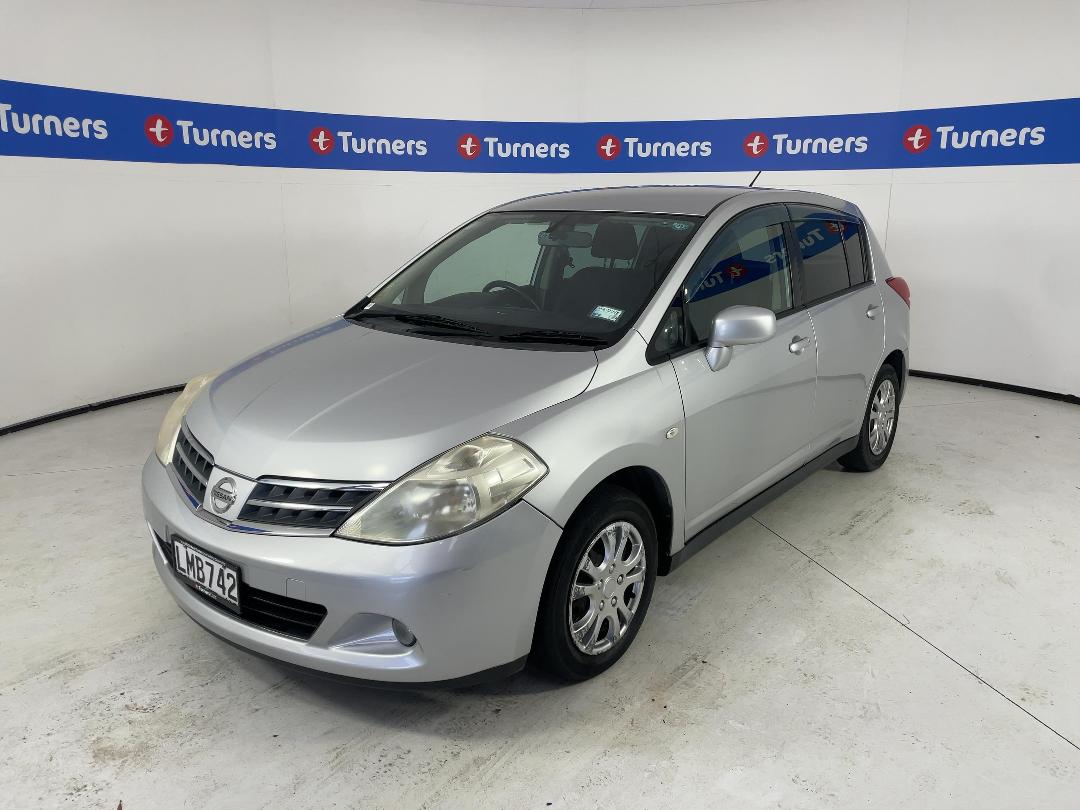 Photo '4' of Nissan Tiida