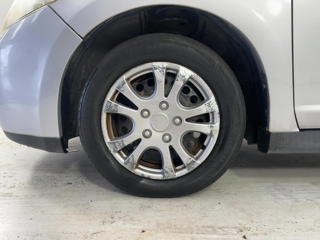 Photo '10' of Nissan Tiida