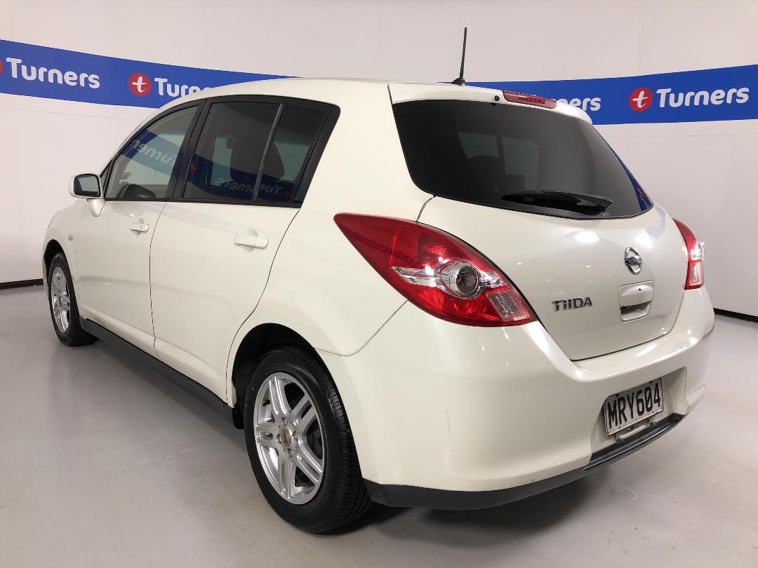 Photo '5' of Nissan Tiida