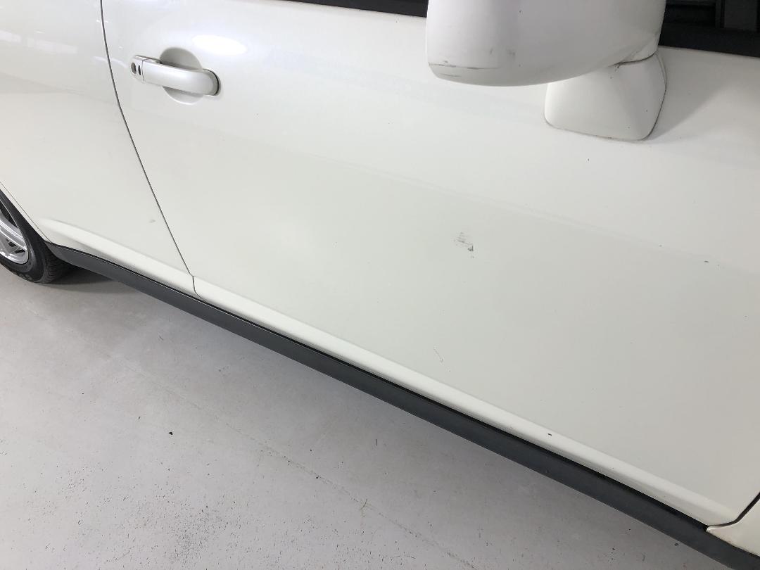 Photo '24' of Nissan Tiida