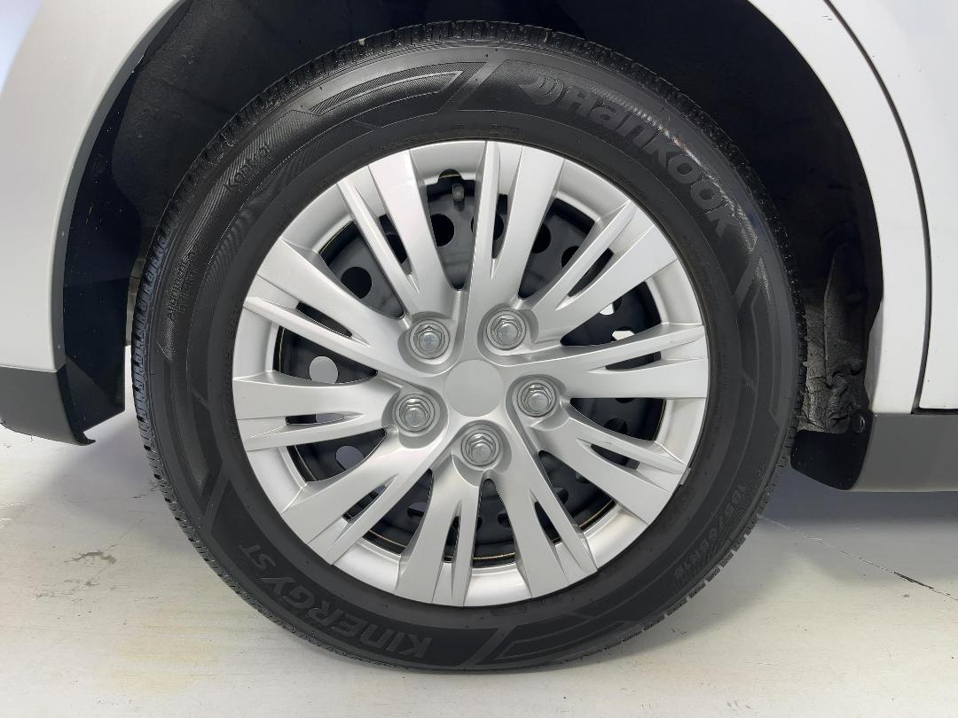 Photo '12' of Nissan Tiida