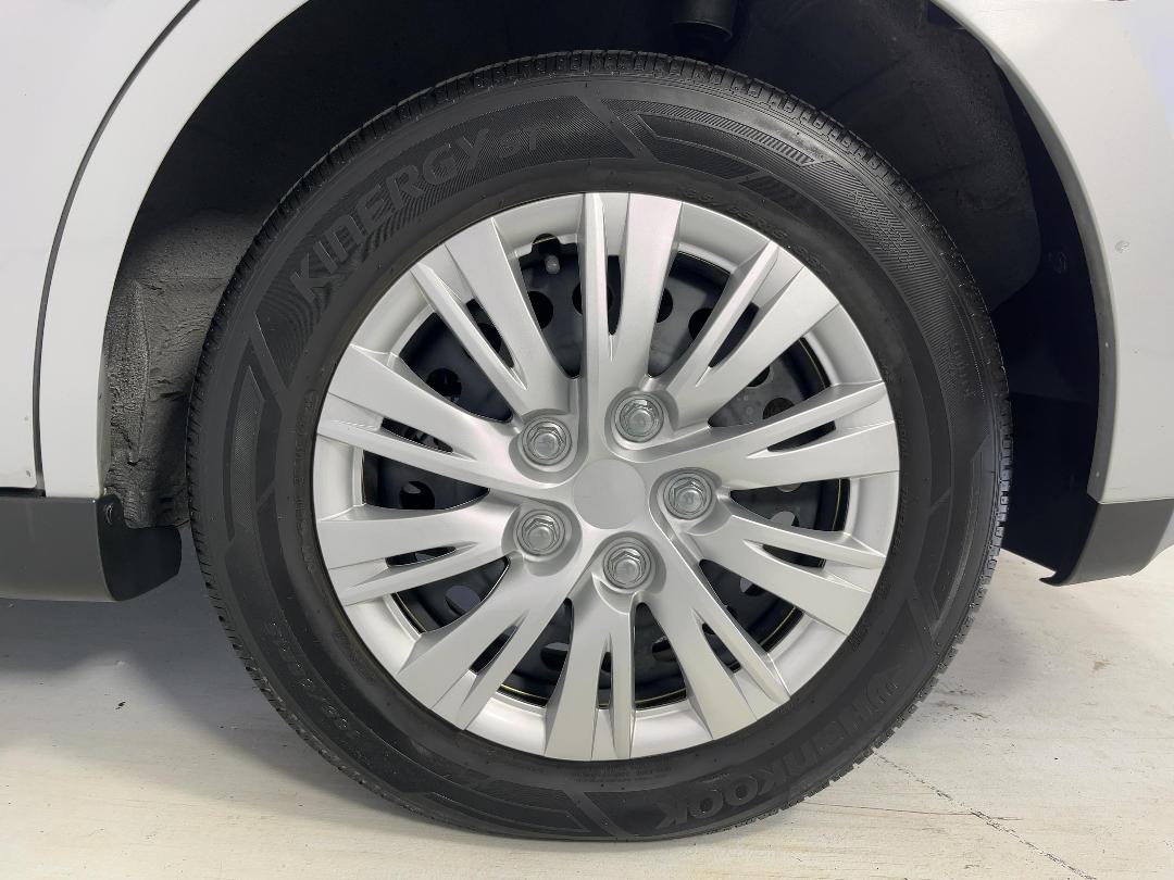 Photo '11' of Nissan Tiida