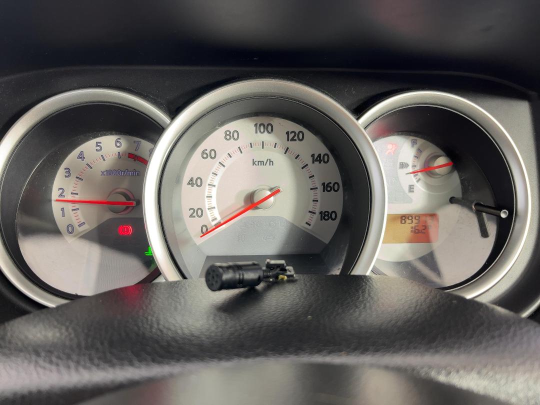 Photo '21' of Nissan Tiida