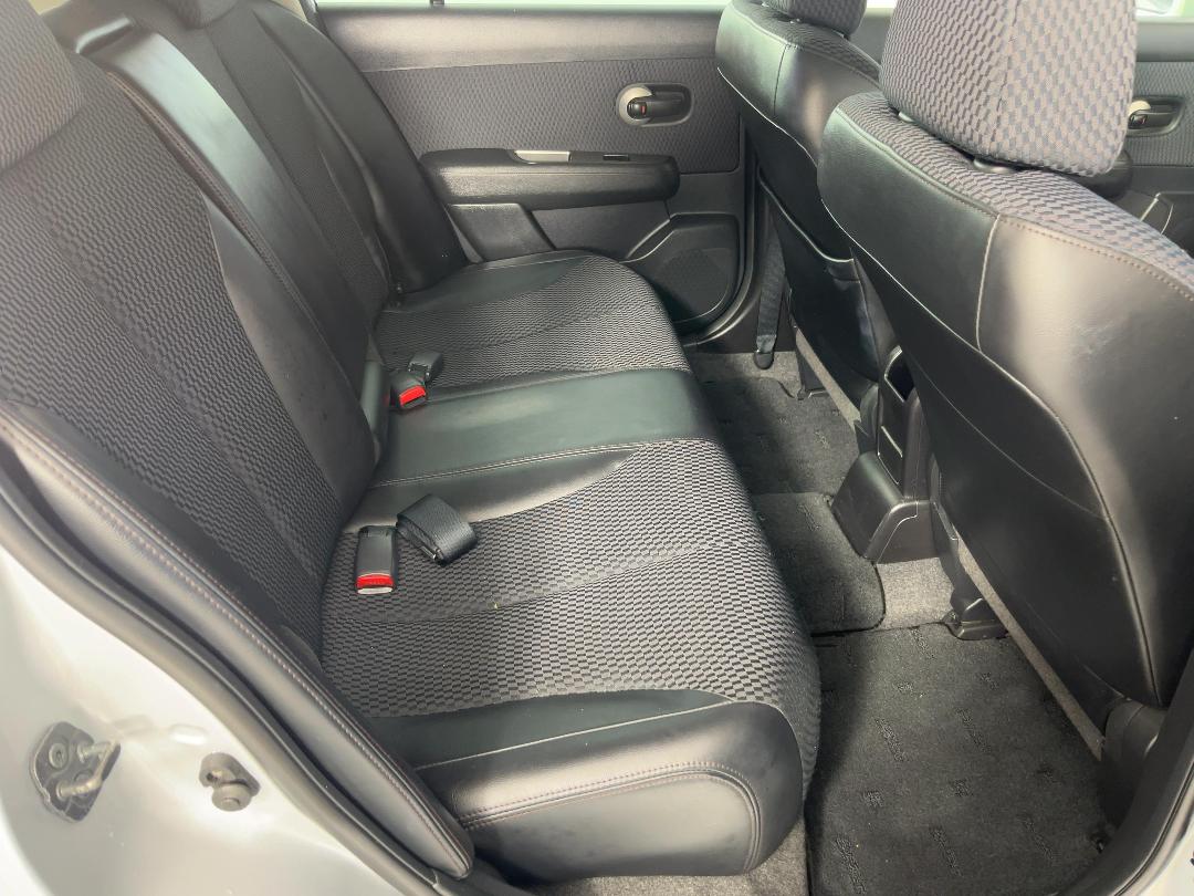 Photo '20' of Nissan Tiida